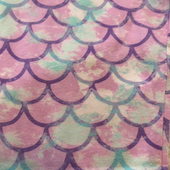 Girls Size L (10/12) Mermaid Capri Leggings - Picture 3 of 3